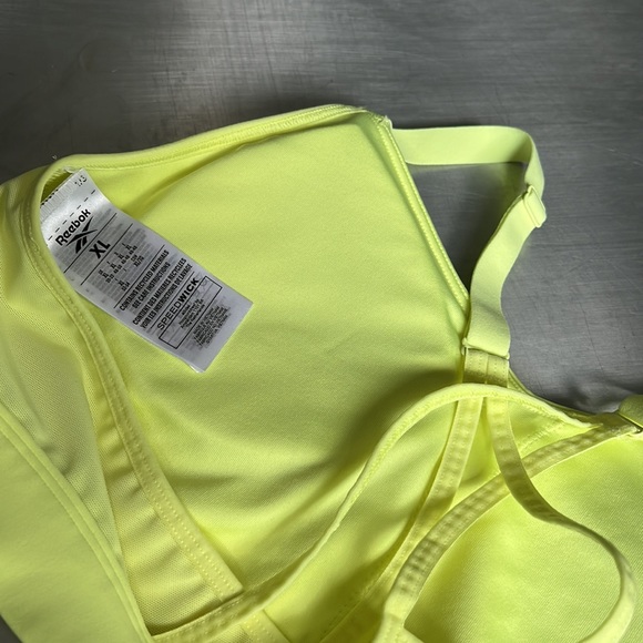 Reebok sports bra - Picture 6 of 6
